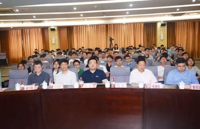 中軟國際在廈門舉行華為軟件開發云項目簽約儀式